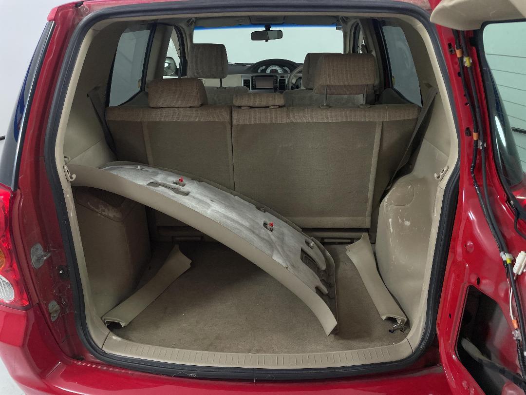 Photo '14' of Toyota Raum