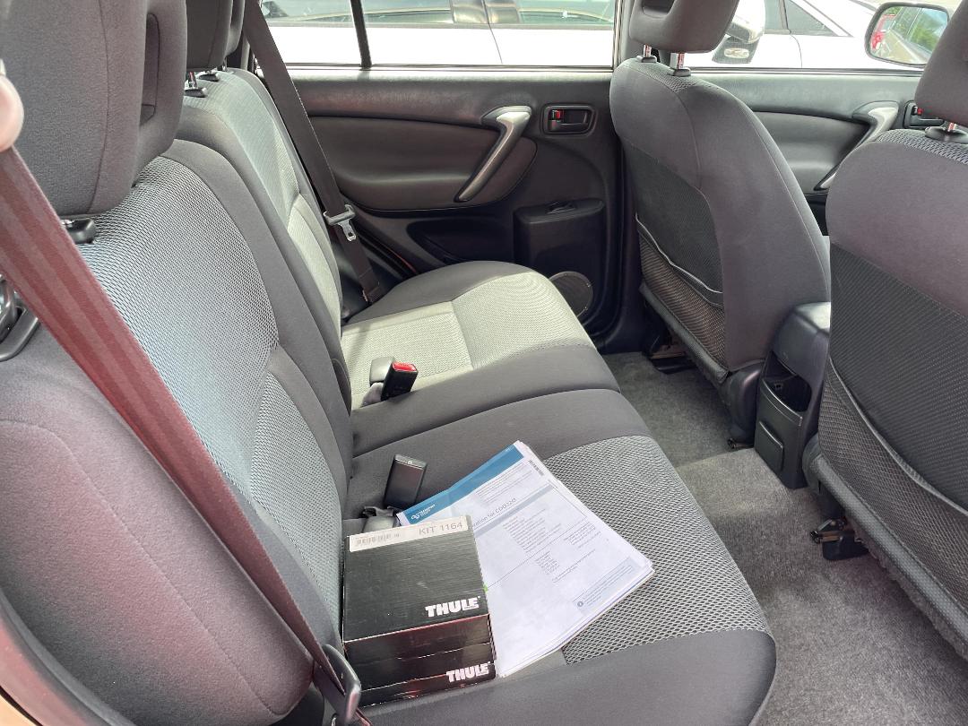 Photo '18' of Toyota Rav4 Photo '18' of Toyota Rav4