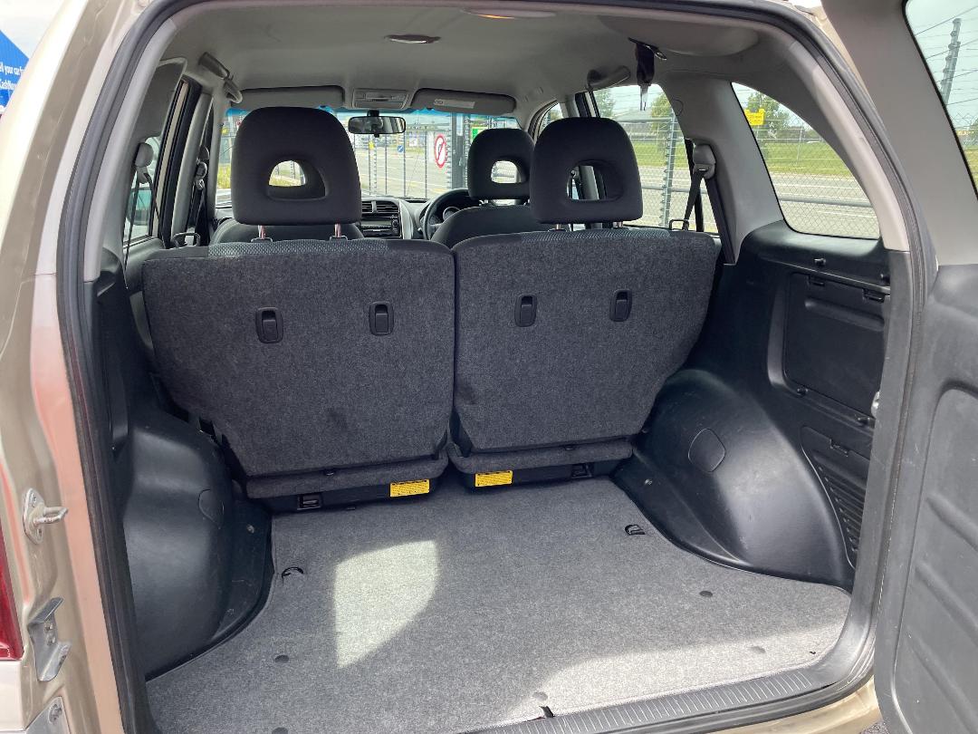 Photo '12' of Toyota Rav4 Photo '12' of Toyota Rav4