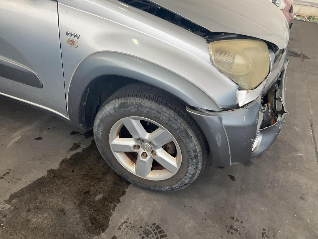 Photo '2' of Toyota RAV4