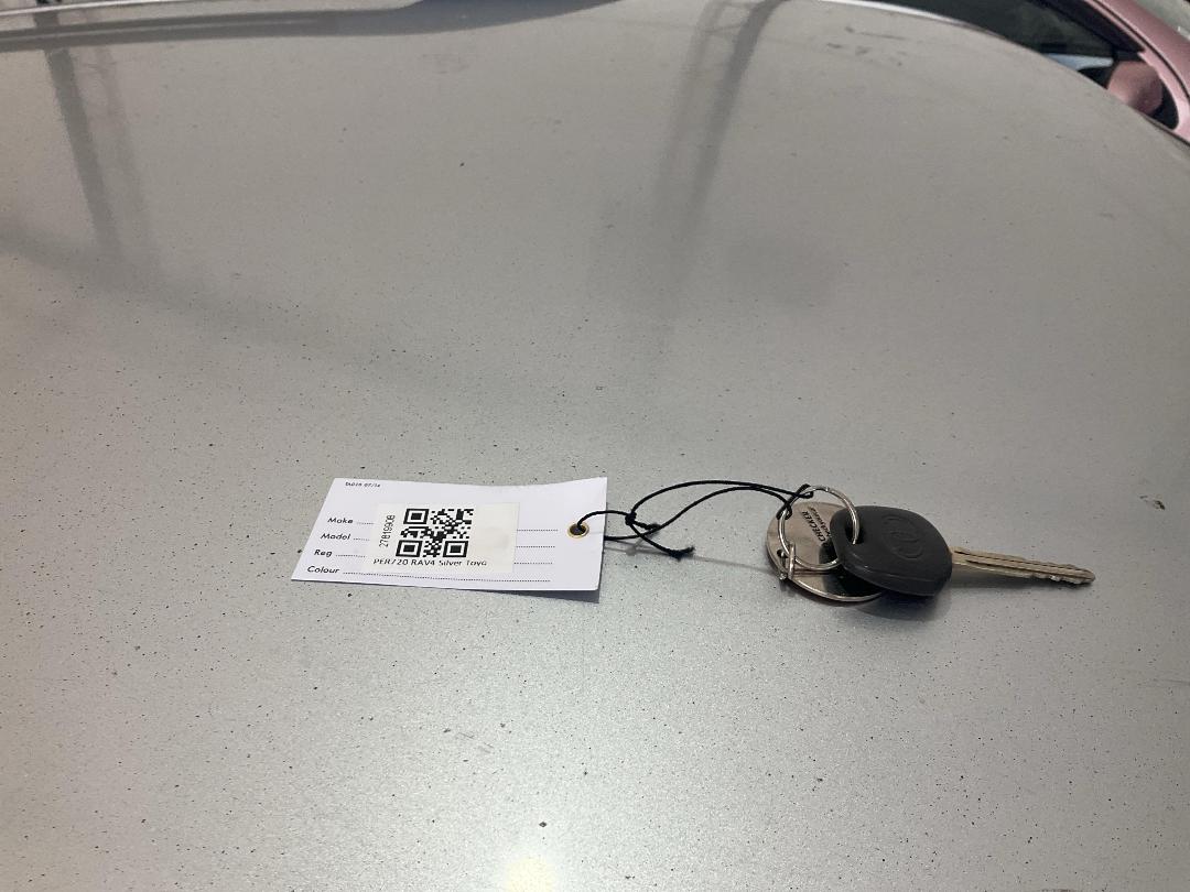 Photo '22' of Toyota RAV4