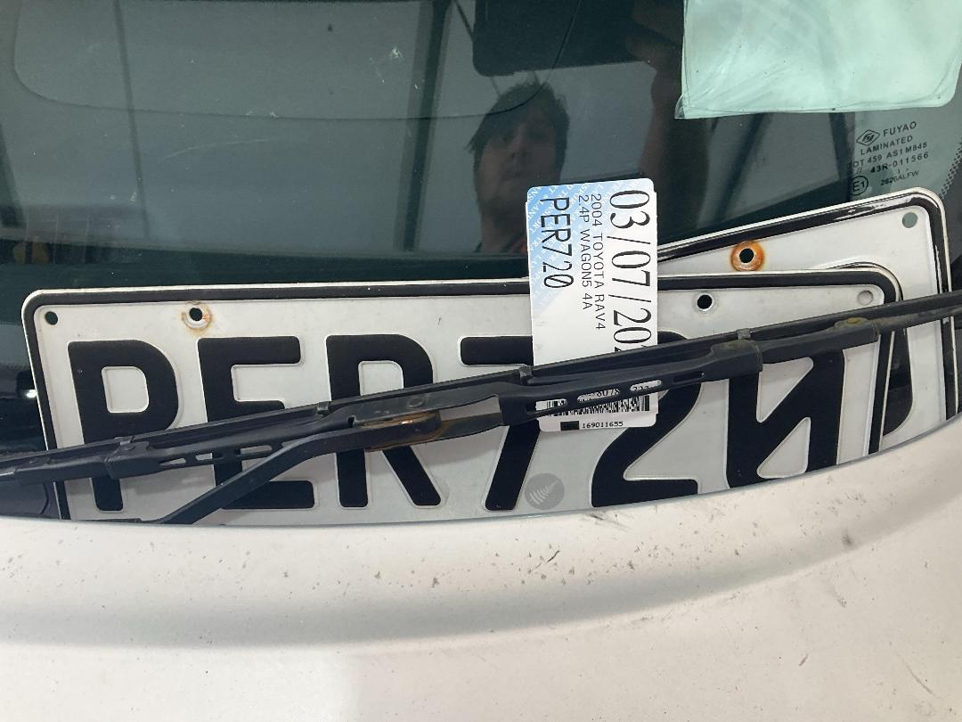 Photo '28' of Toyota RAV4