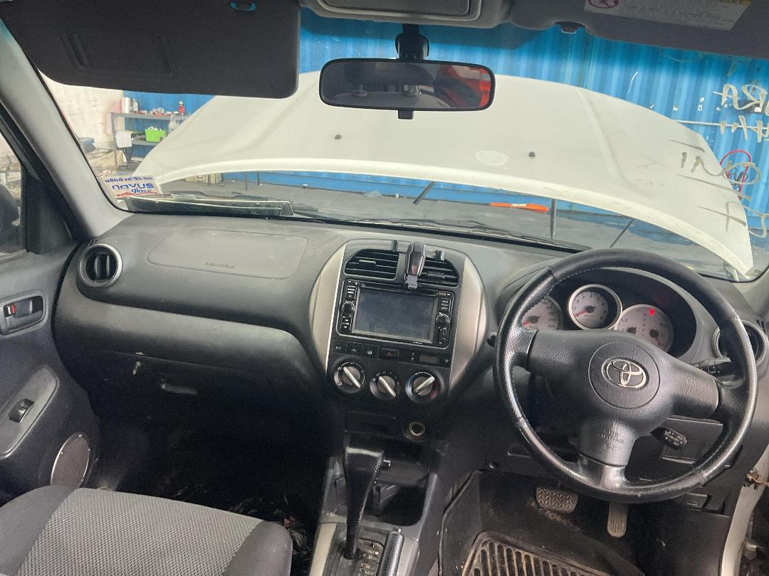 Photo '25' of Toyota RAV4