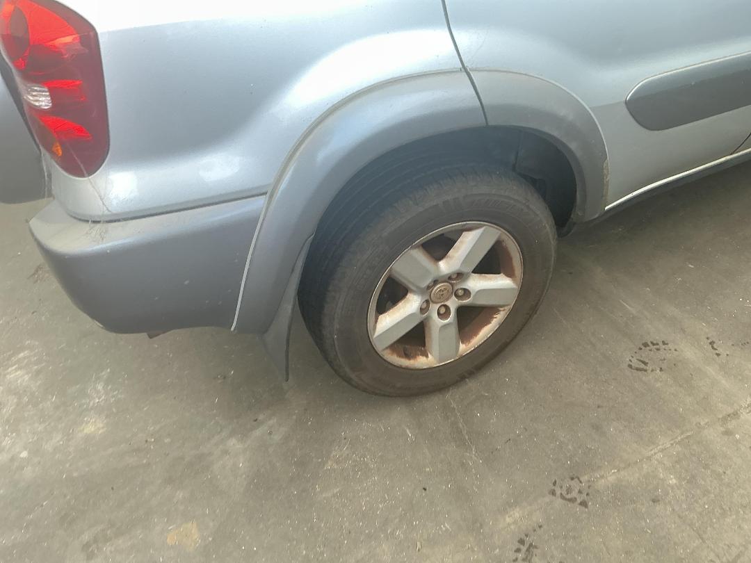 Photo '16' of Toyota Rav4