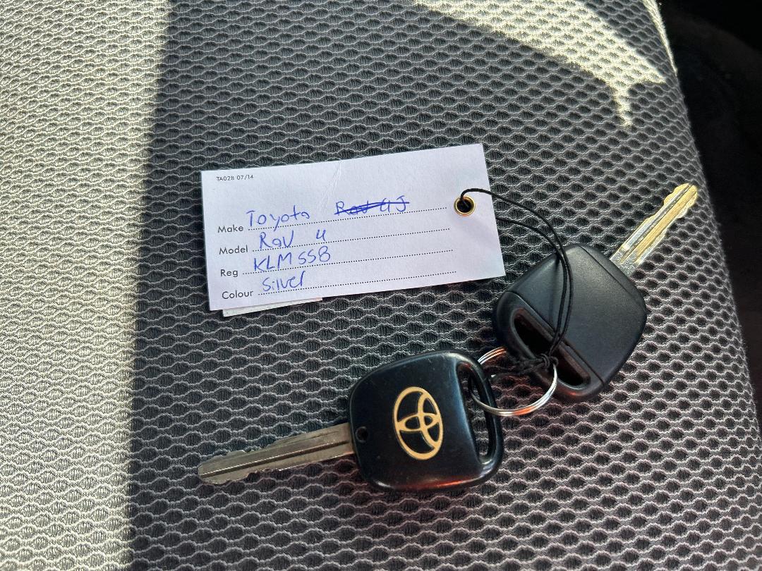 Photo '15' of Toyota Rav4 Photo '15' of Toyota Rav4