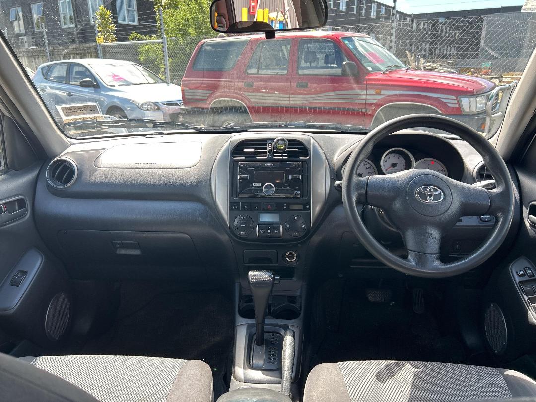 Photo '19' of Toyota Rav4 Photo '19' of Toyota Rav4