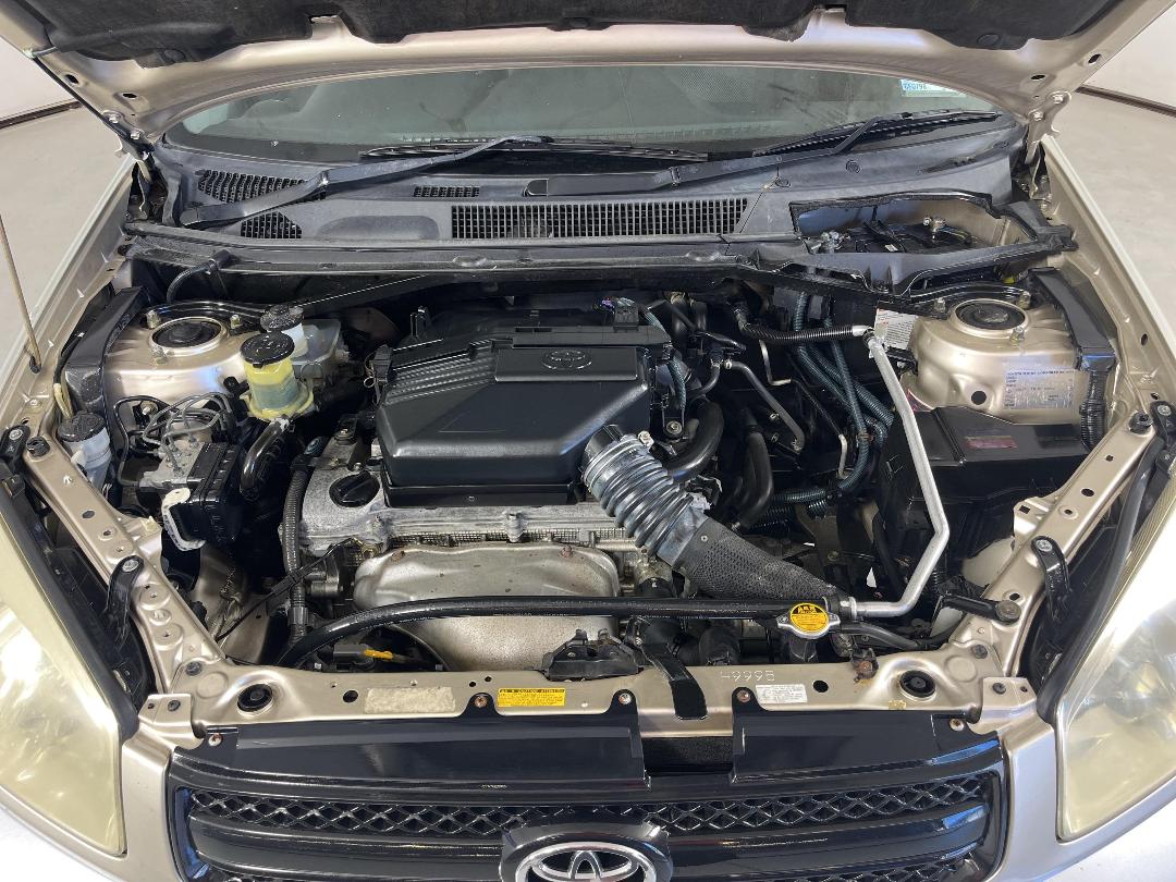 Photo '13' of Toyota Rav4