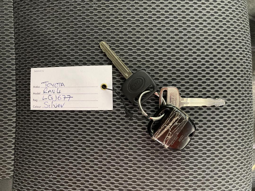 Photo '22' of Toyota Rav4