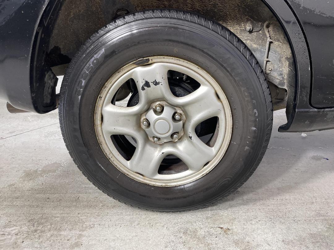 Photo '10' of Toyota Rav4