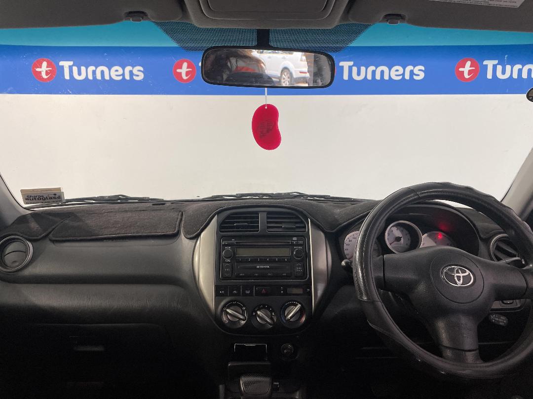 Photo '17' of Toyota Rav4