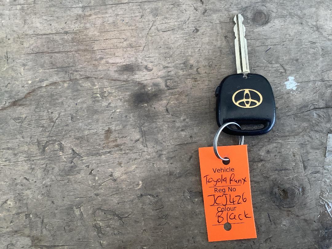 Photo '15' of Toyota Runx Photo '15' of Toyota Runx