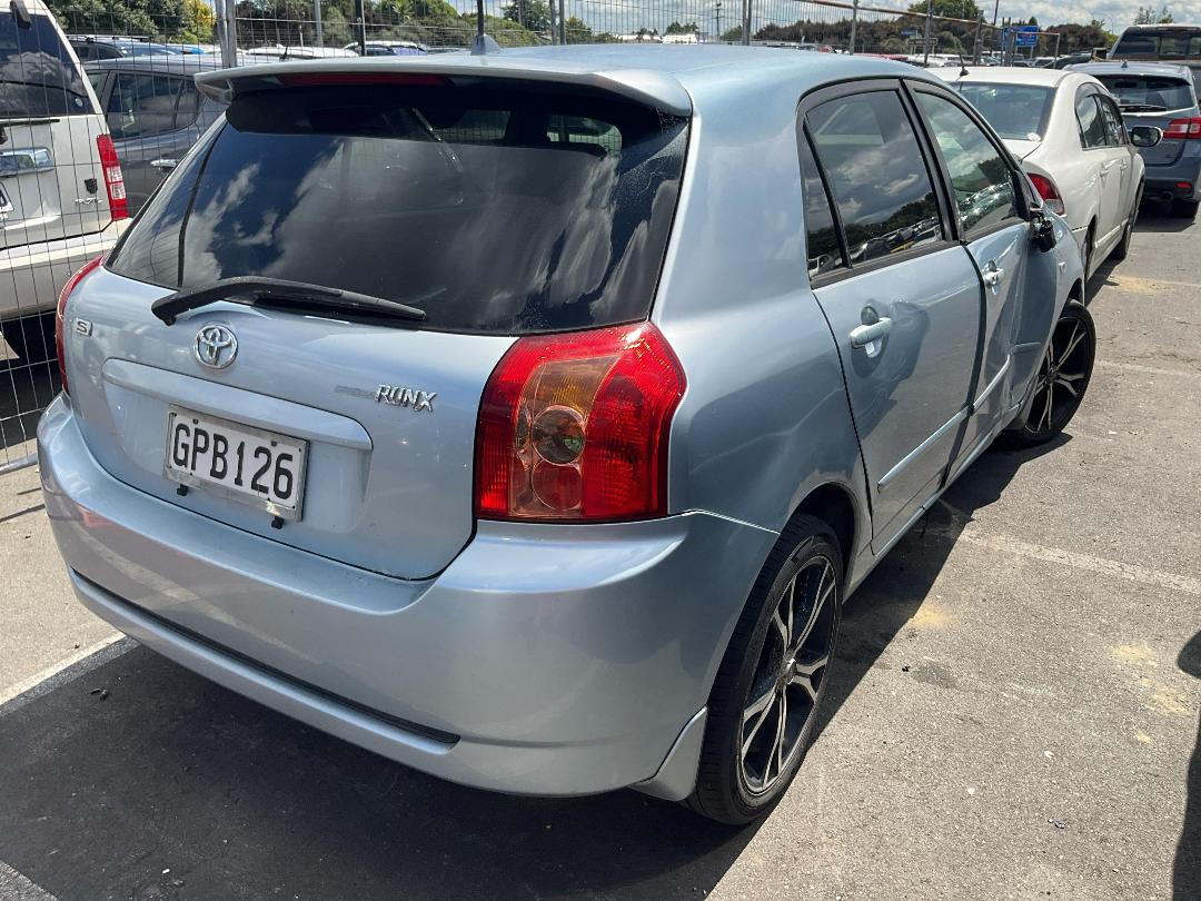 Photo '4' of Toyota Runx Corolla-S