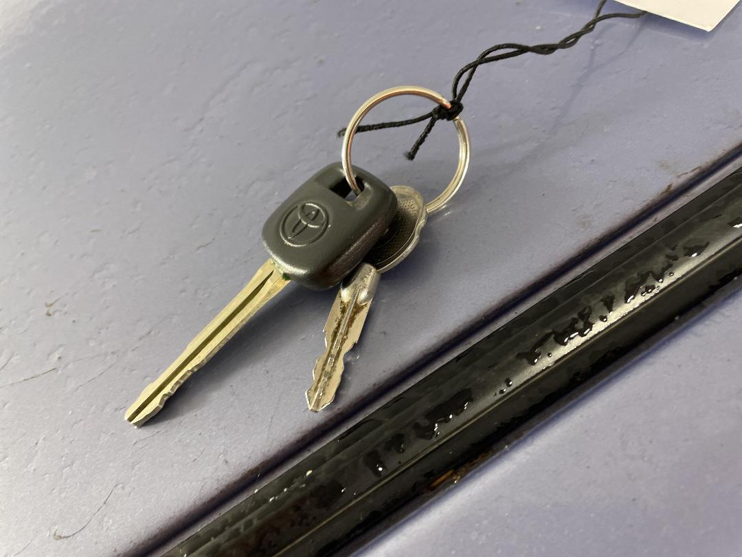 Photo '21' of Toyota Sienta