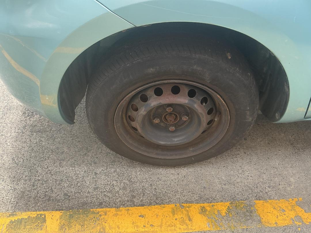 Photo '10' of Toyota Sienta