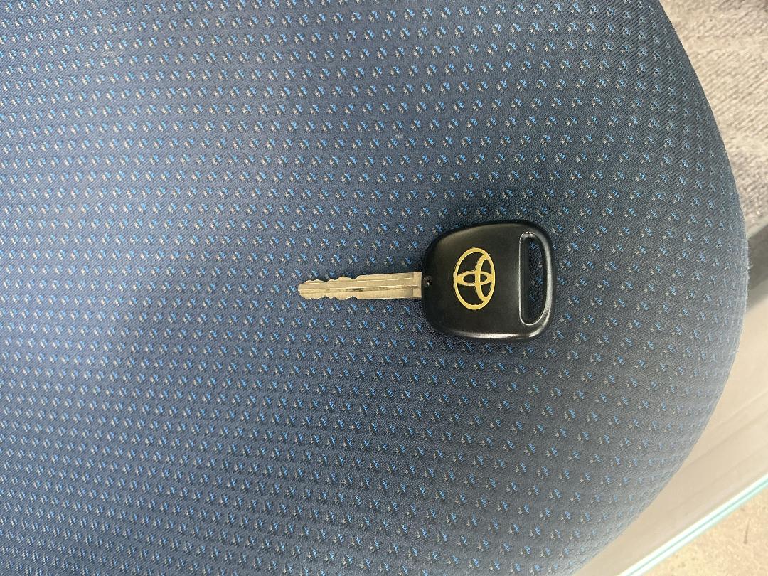 Photo '28' of Toyota Sienta