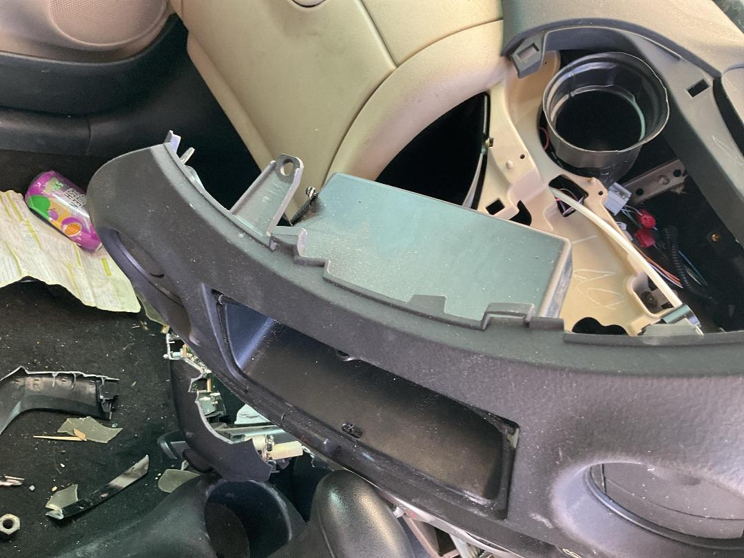 Photo '10' of Toyota Vitz Photo '10' of Toyota Vitz