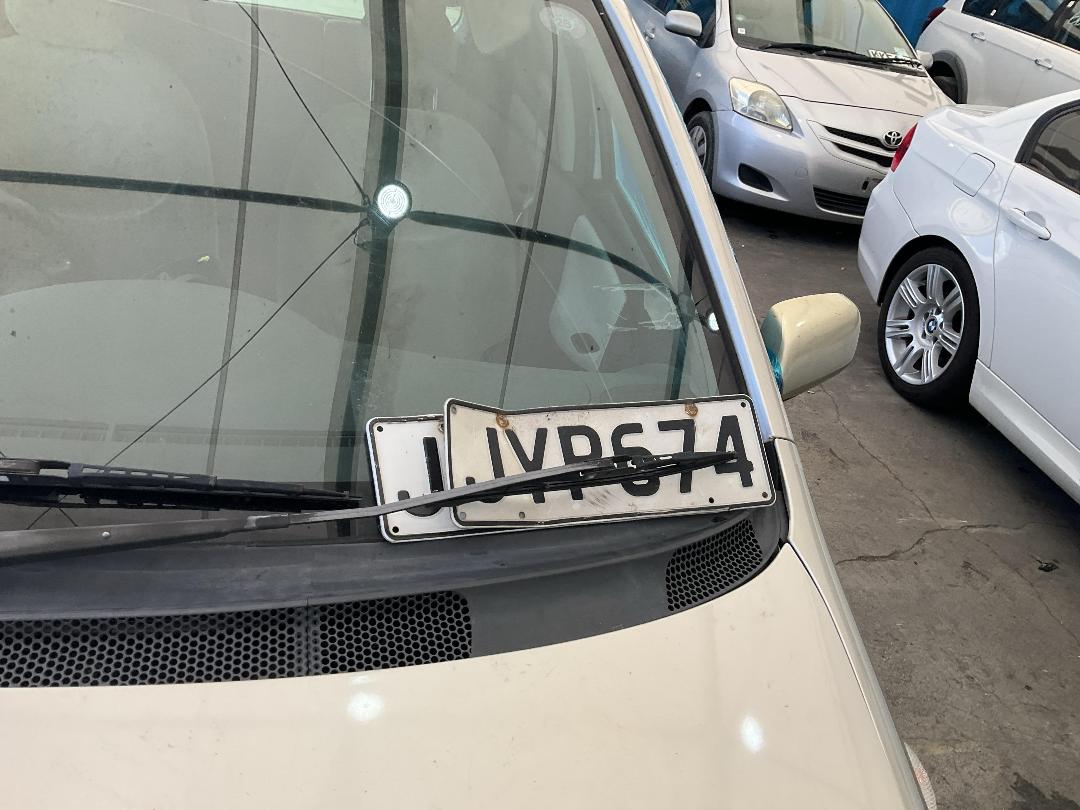 Photo '13' of Toyota Vitz Photo '13' of Toyota Vitz