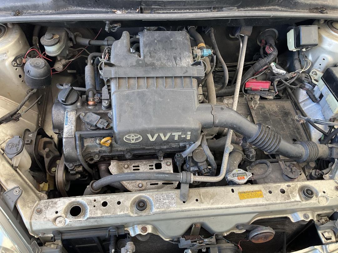 Photo '15' of Toyota Vitz Photo '15' of Toyota Vitz