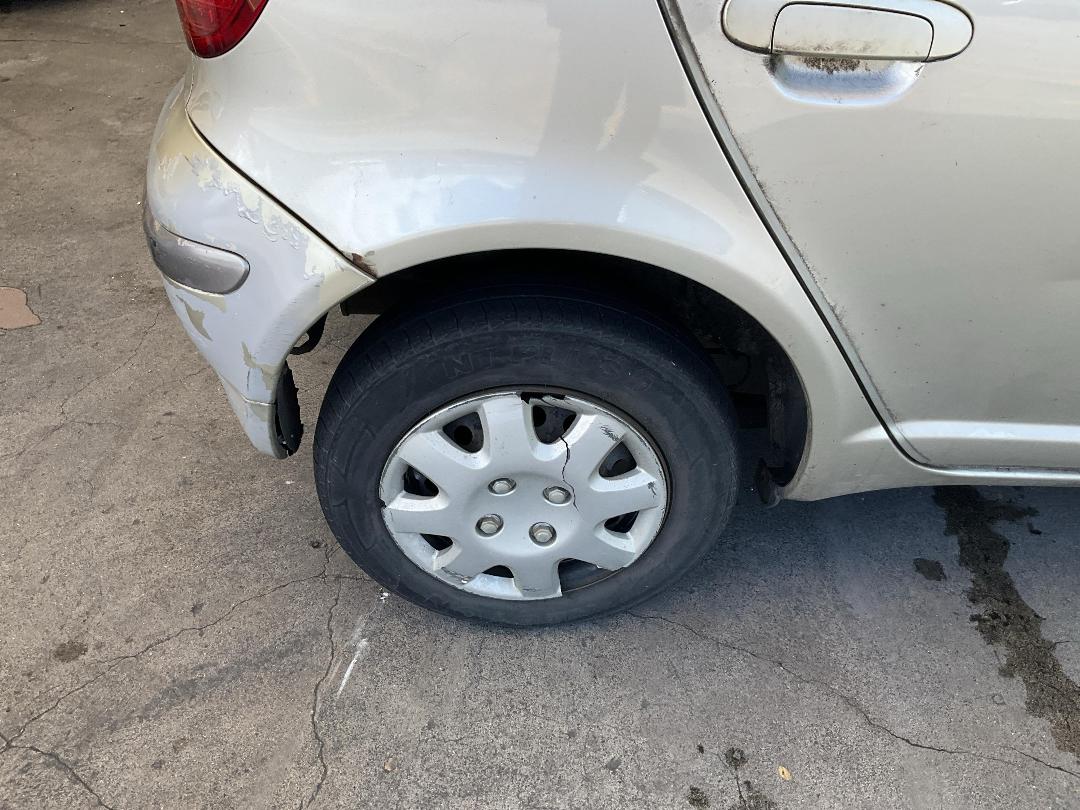 Photo '17' of Toyota Vitz Photo '17' of Toyota Vitz