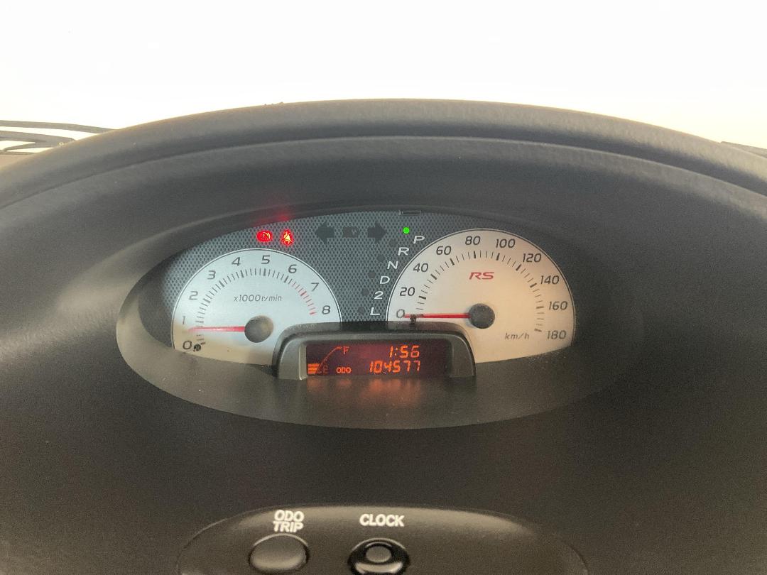 Photo '21' of Toyota Vitz