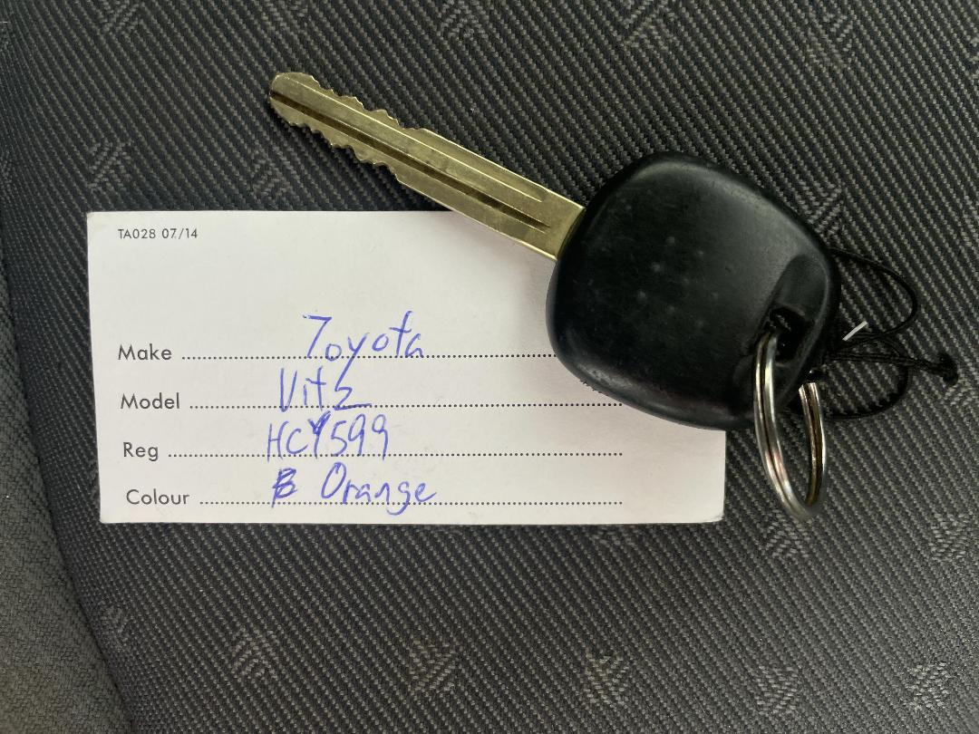 Photo '22' of Toyota Vitz