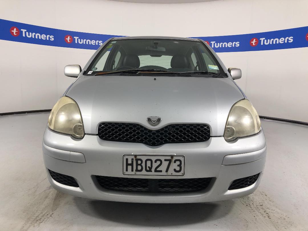 Photo '2' of Toyota Vitz