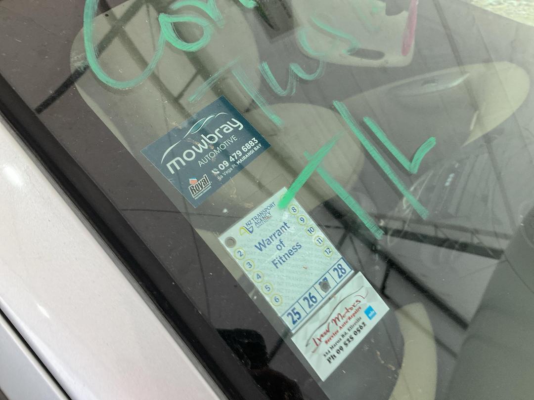 Photo '23' of Toyota Vitz