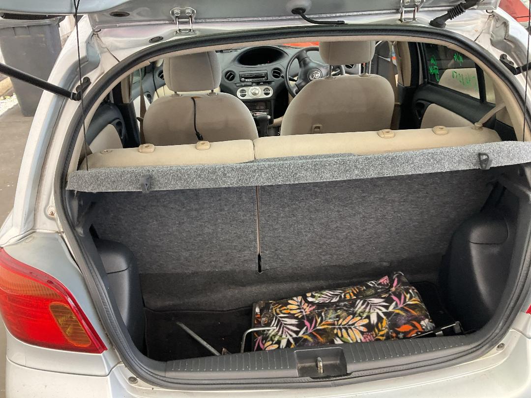 Photo '22' of Toyota Vitz