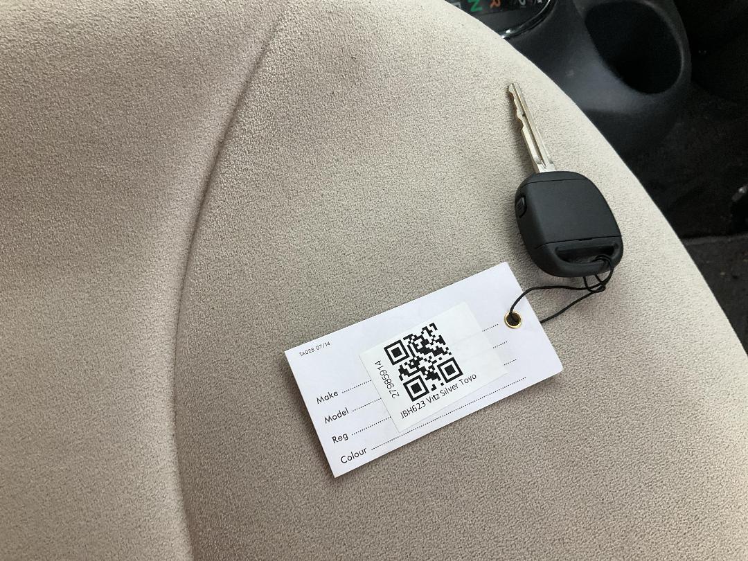 Photo '18' of Toyota Vitz