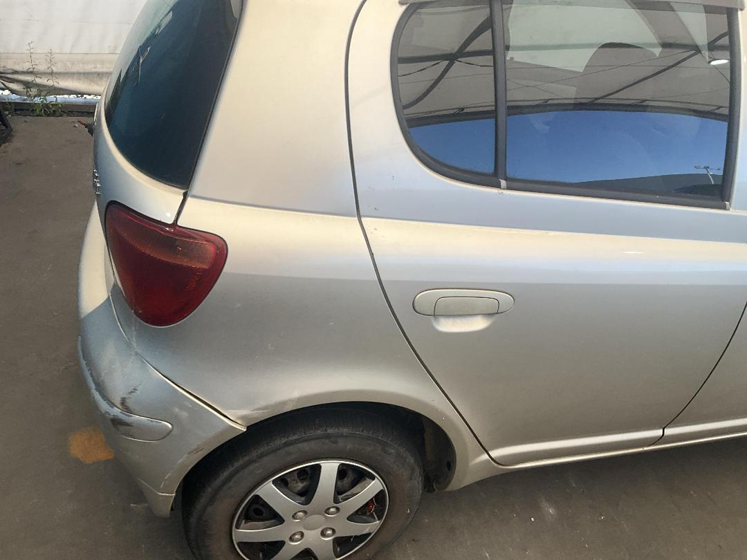 Photo '16' of Toyota Vitz