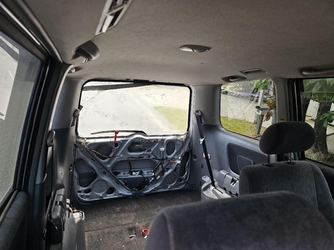 Photo '16' of Toyota Voxy