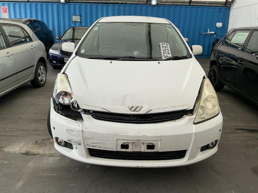 Photo '2' of Toyota Wish Photo '2' of Toyota Wish