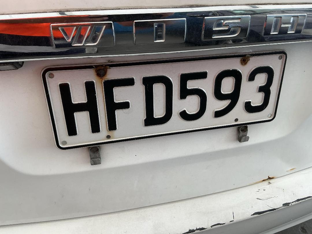 Photo '24' of Toyota Wish Photo '24' of Toyota Wish