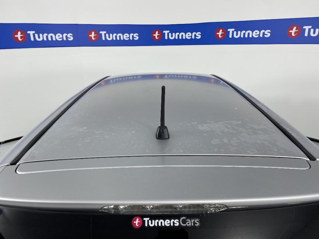 Photo '34' of Toyota Wish Photo '34' of Toyota Wish