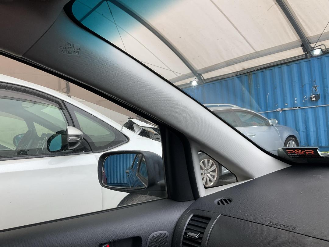 Photo '30' of Toyota Wish Photo '30' of Toyota Wish