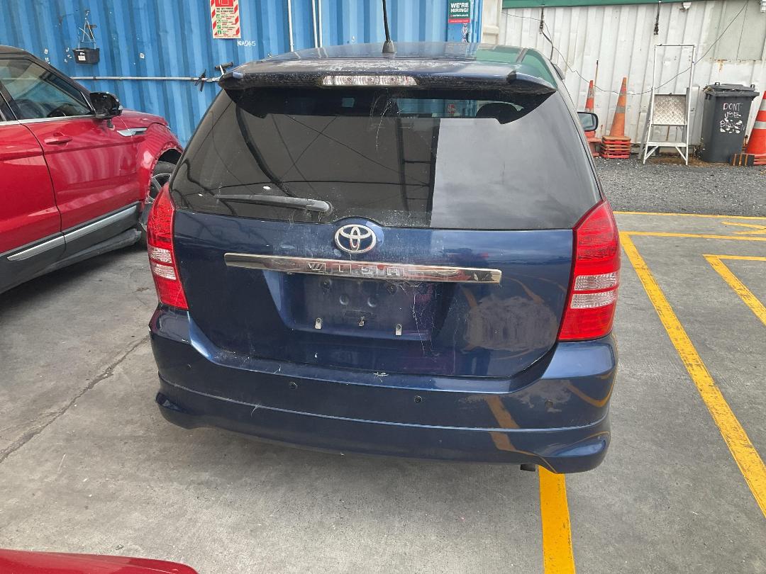 Photo '17' of Toyota Wish Photo '17' of Toyota Wish