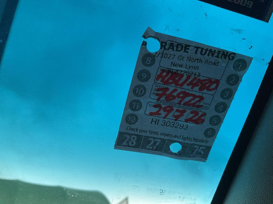 Photo '36' of Toyota Wish Photo '36' of Toyota Wish