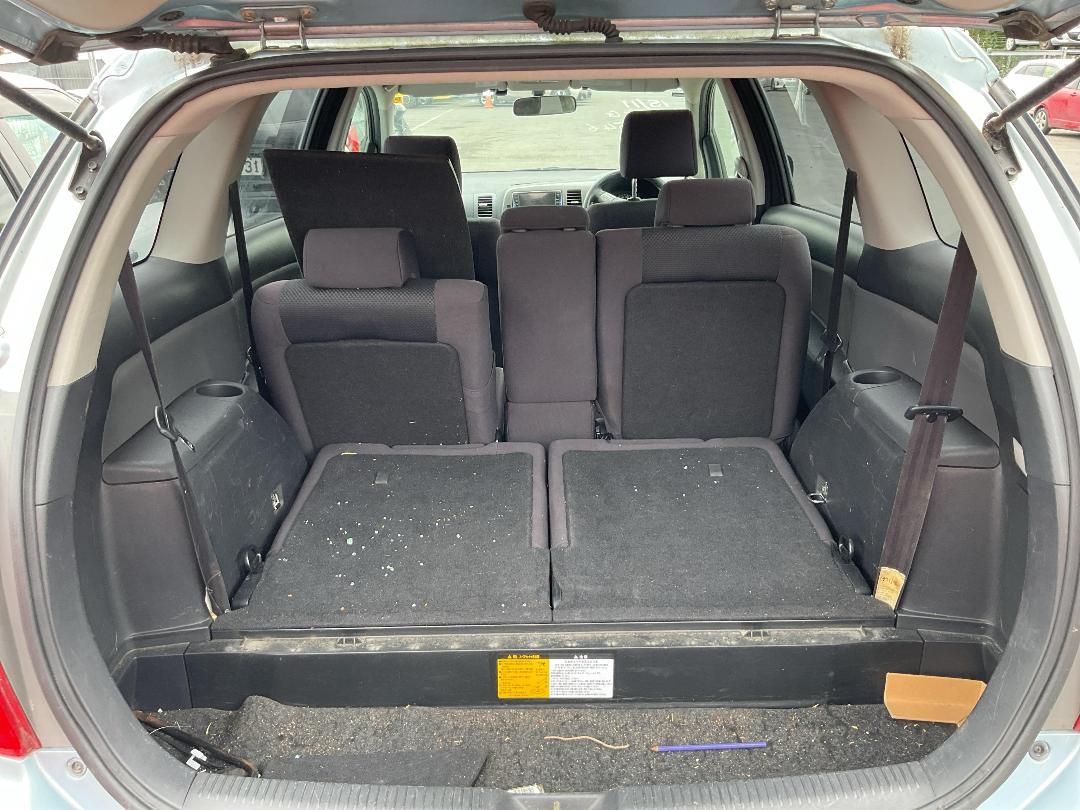 Photo '6' of Toyota Wish