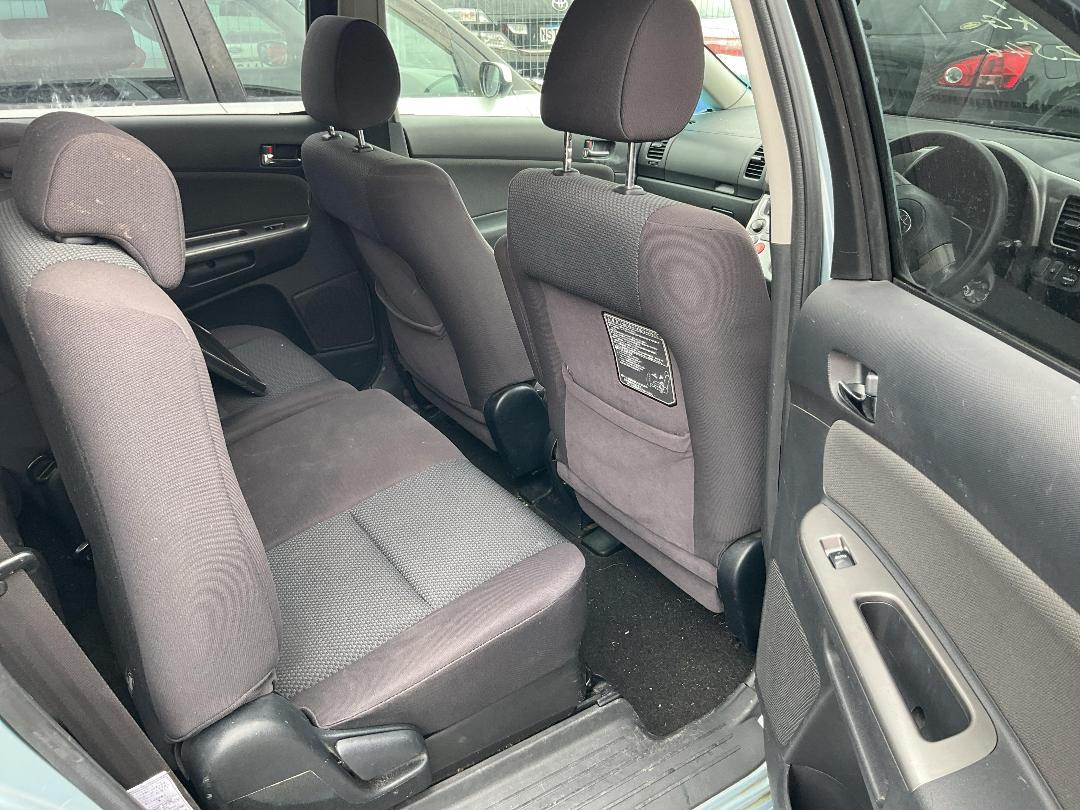 Photo '12' of Toyota Wish