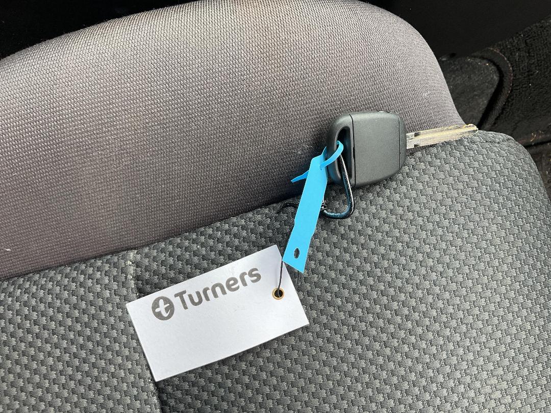 Photo '16' of Toyota Wish