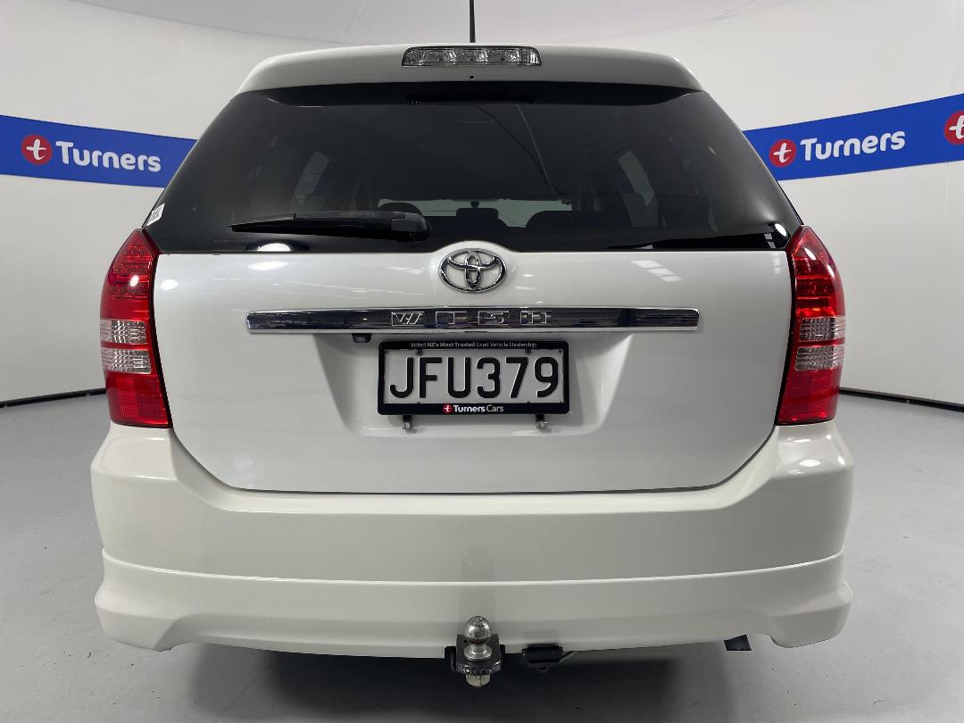 Photo '6' of Toyota Wish