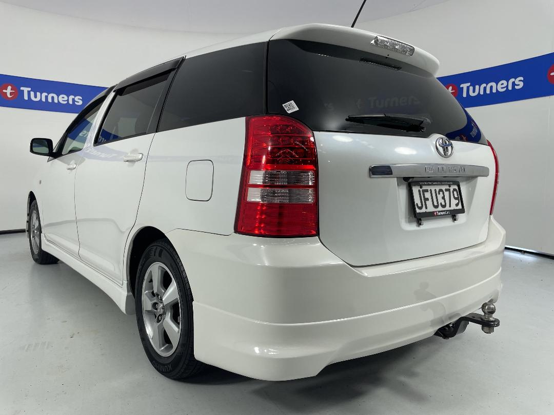 Photo '5' of Toyota Wish