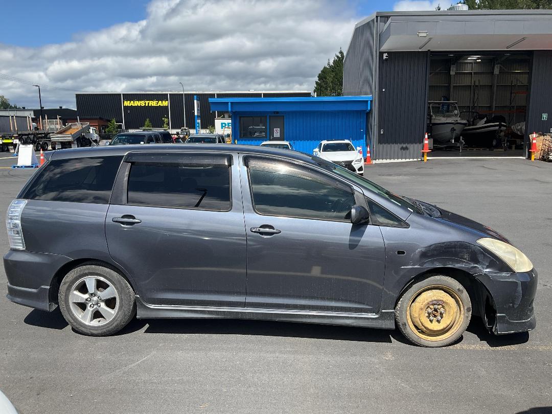 Photo '5' of Toyota Wish Photo '5' of Toyota Wish
