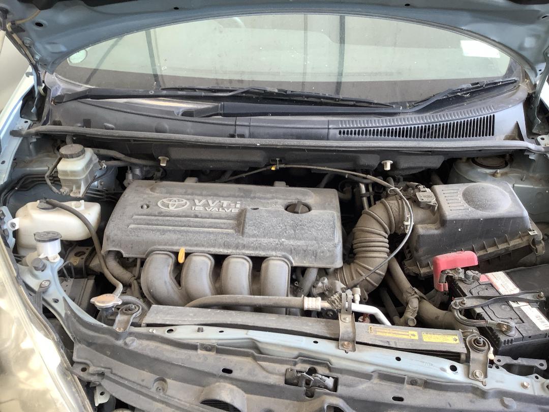 Photo '12' of Toyota Wish Photo '12' of Toyota Wish