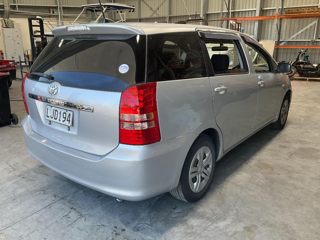 Photo '4' of Toyota Wish Photo '4' of Toyota Wish