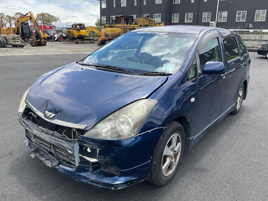 Photo '3' of Toyota Wish Photo '3' of Toyota Wish