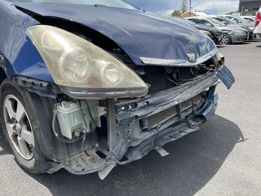 Photo '8' of Toyota Wish Photo '8' of Toyota Wish