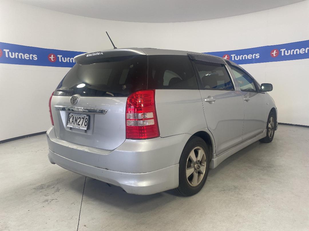 Photo '6' of Toyota Wish Photo '6' of Toyota Wish