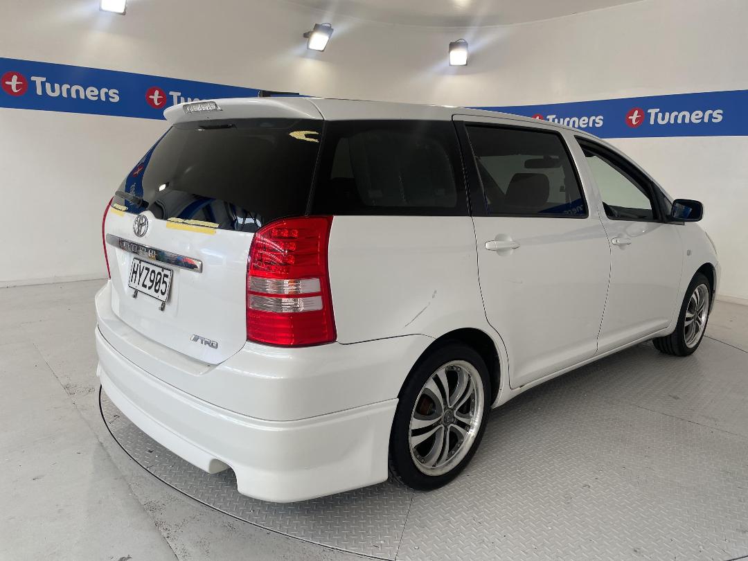 Photo '7' of Toyota Wish Photo '7' of Toyota Wish