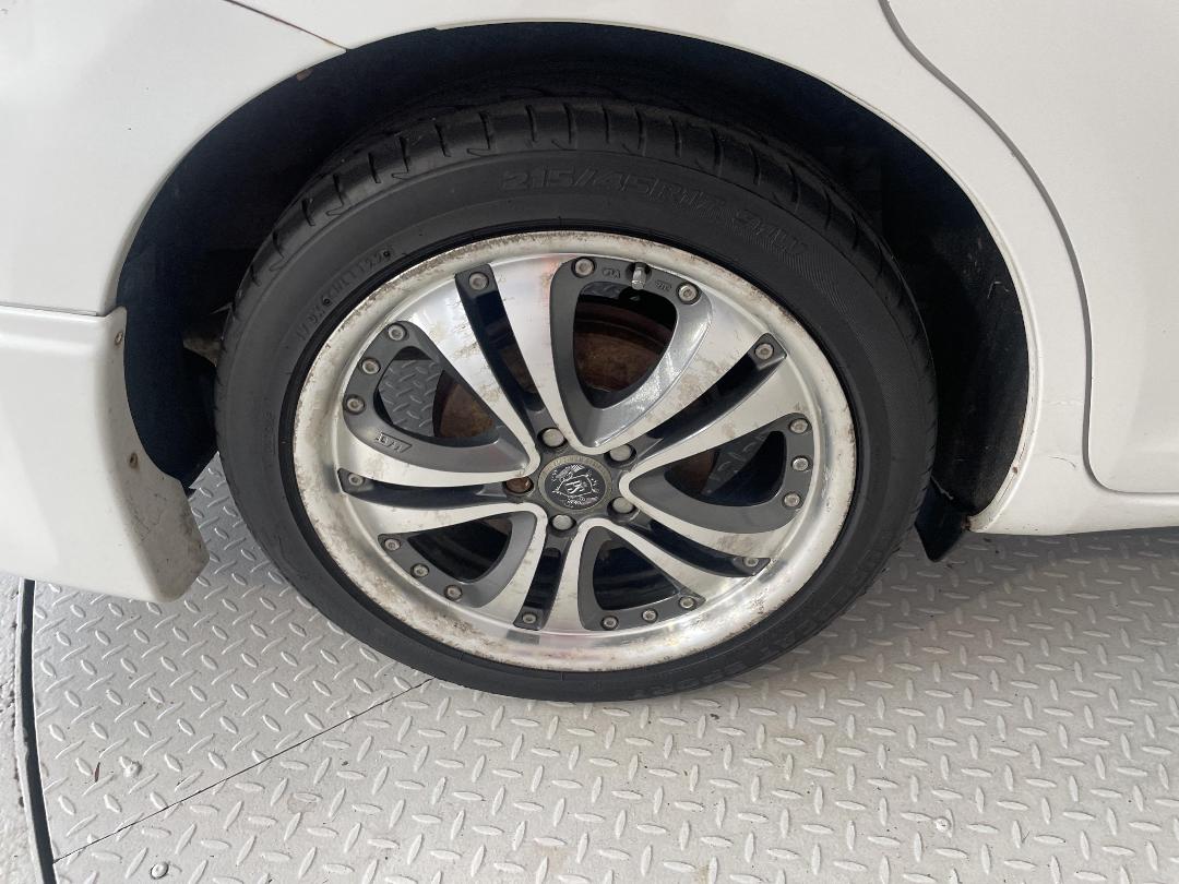 Photo '12' of Toyota Wish Photo '12' of Toyota Wish